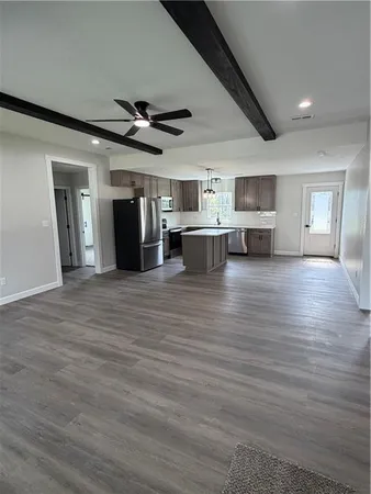 $249,999 | 207 West 2nd Street, Creighton, MO 64739