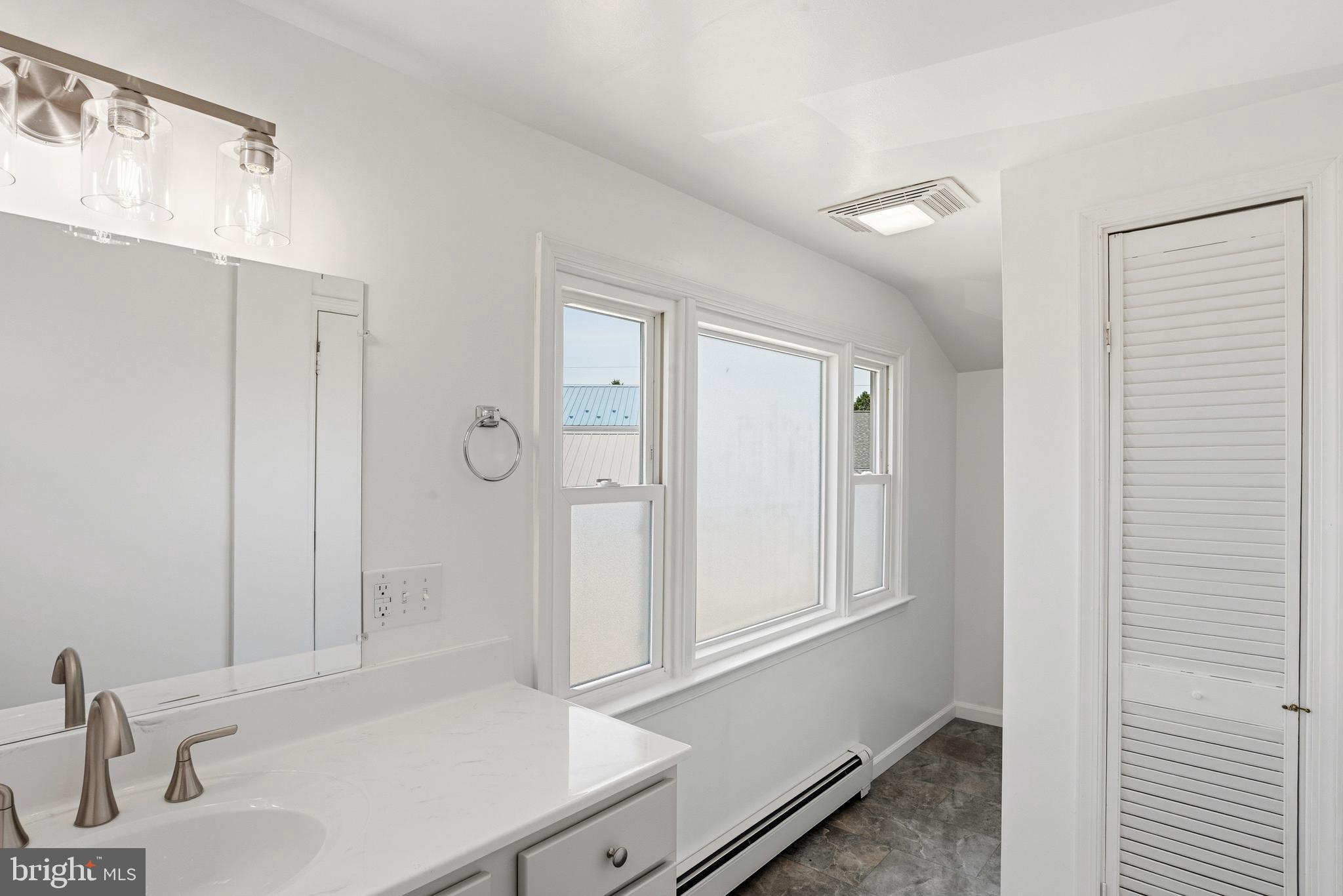 41 Center Street Hanover, PA 17331 - Photo 27 of 33