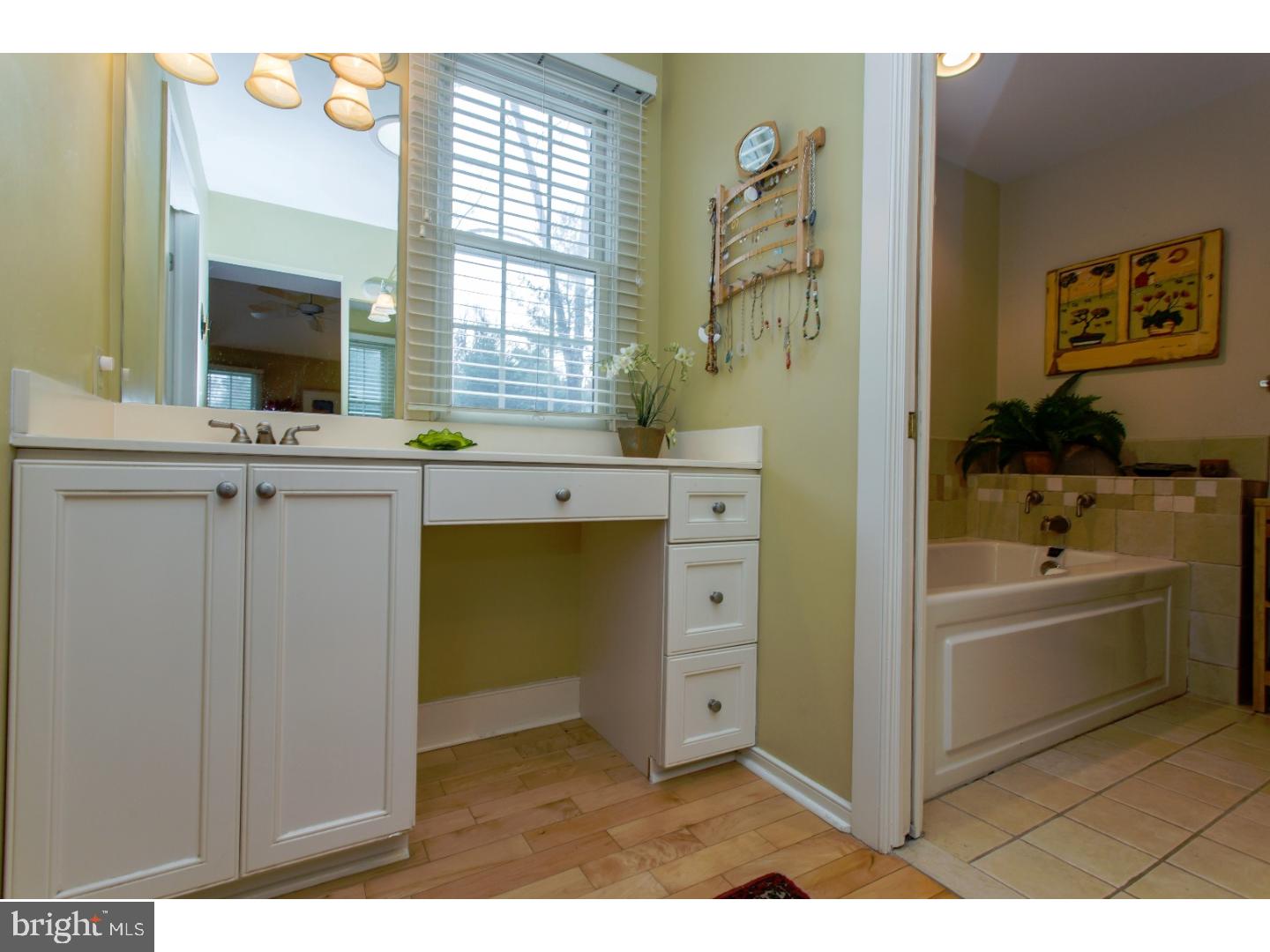 323 Croton Road Wayne, PA 19087 - Photo 16 of 25