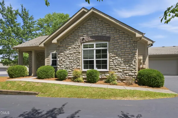 $450,000 | 5237 Niagra Drive, Chapel Hill, NC 27517