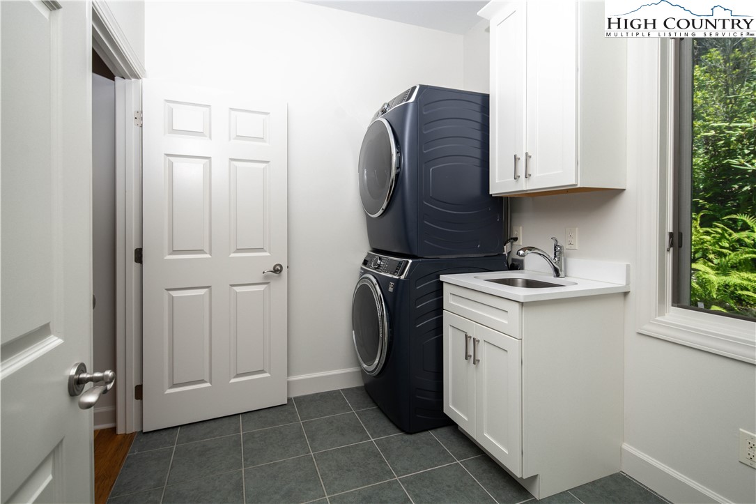 509 Twin Rivers Drive Boone, NC 28607 - Photo 31 of 50