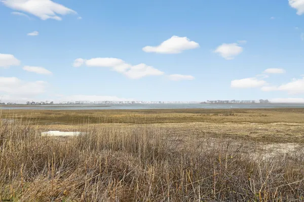 $685,000 | 16 Horizon Lane, Brigantine, NJ 08203