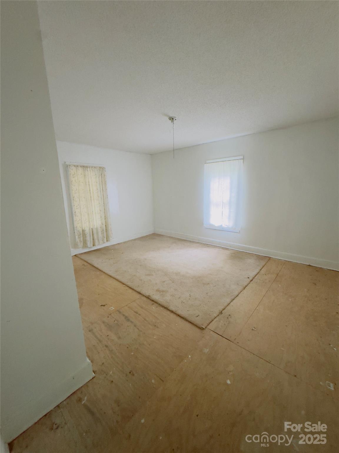 6091 Nowlings Chapel Road Morganton, NC 28655 - Photo 12 of 15