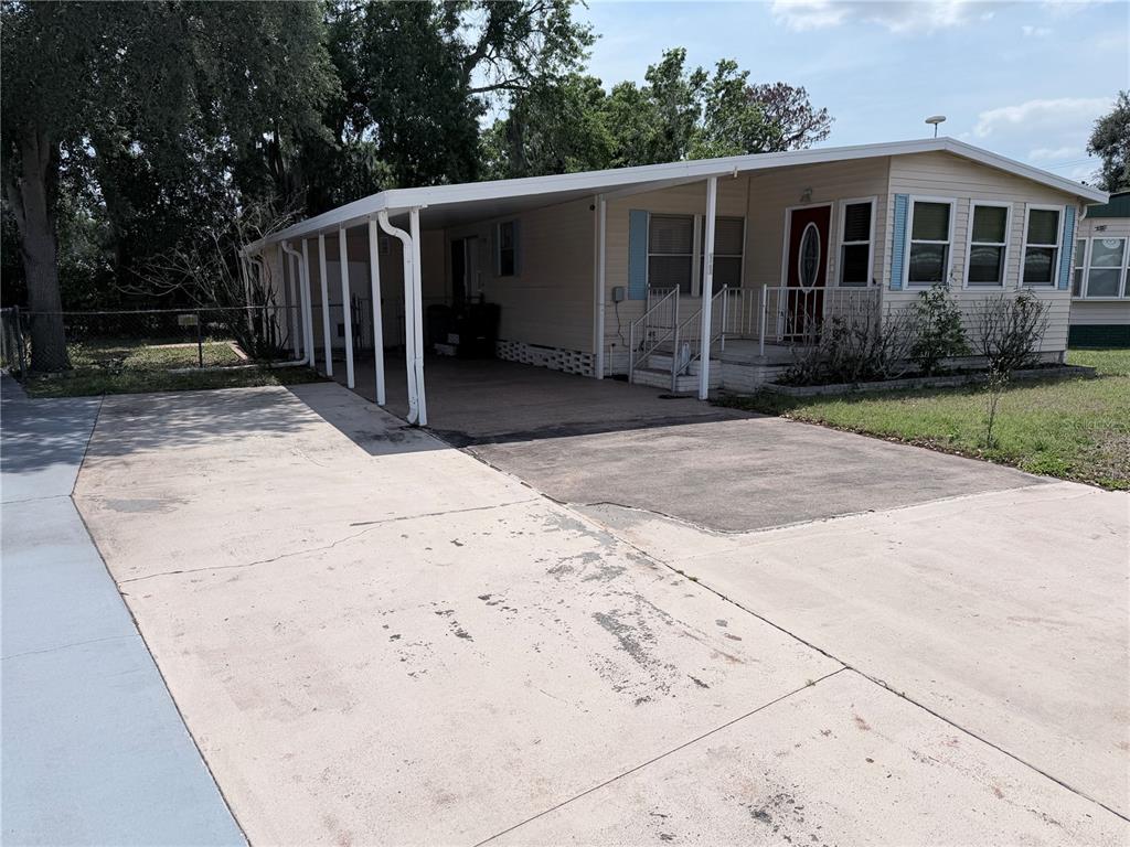 1610 Reynolds Road, Unit 11 Lakeland, FL 33801 - Photo 2 of 17