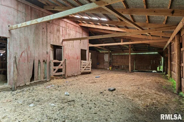 $128,500 | 900 East Union Street, Nokomis, IL 62075