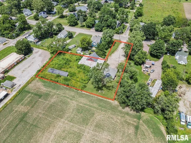 $128,500 | 900 East Union Street, Nokomis, IL 62075