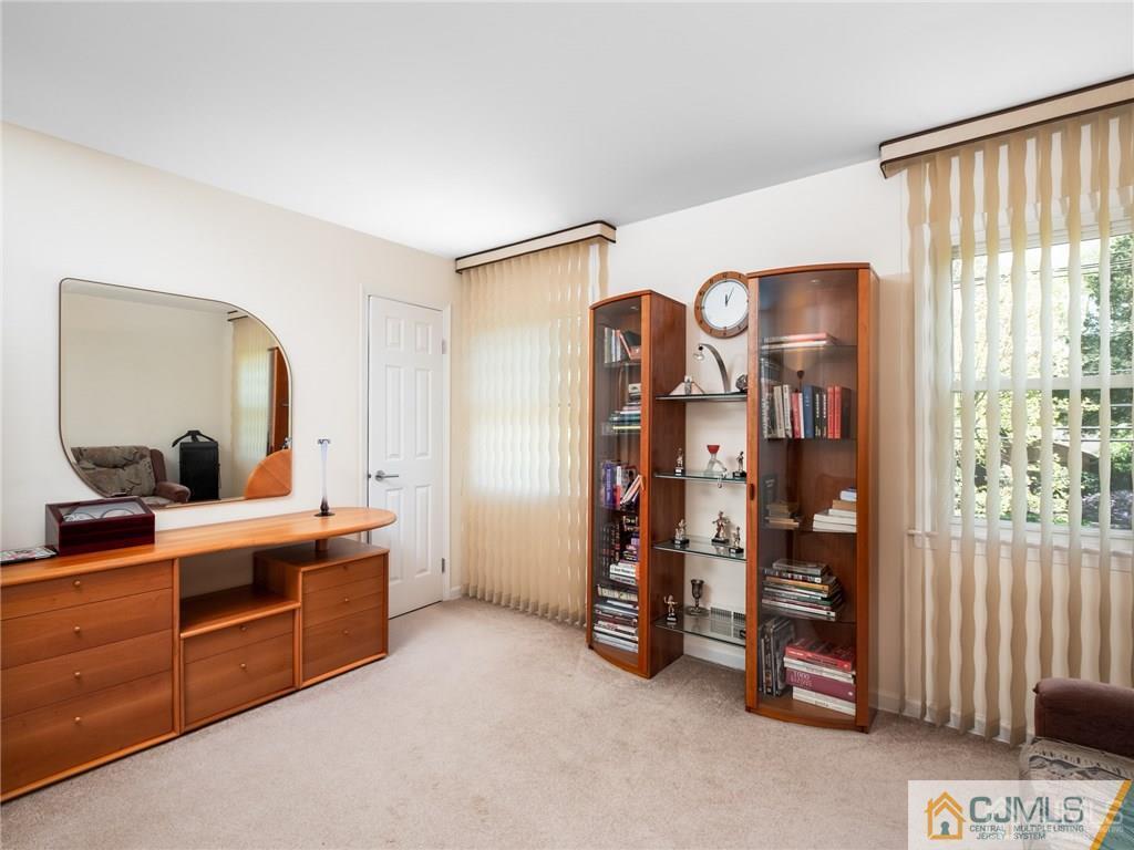 179 Fern Road East Brunswick, NJ 08816 - Photo 17 of 25 Gallery Image 17