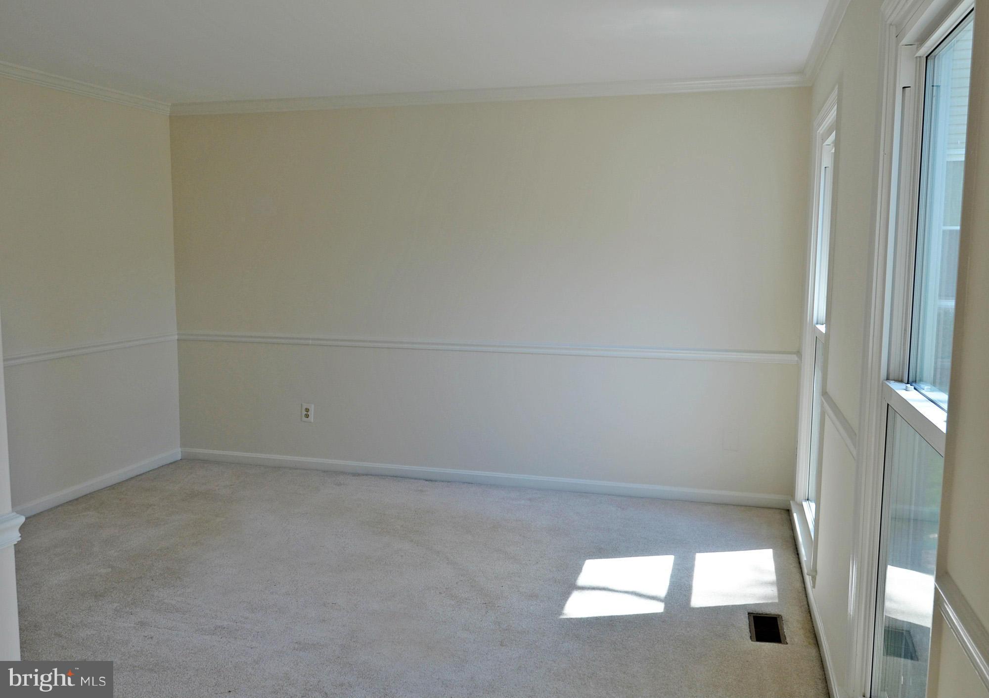 6718 Morning Ride Circle Alexandria, VA 22315 - Photo 12 of 30 Living Room w/Crown Moulding/Chair Rail