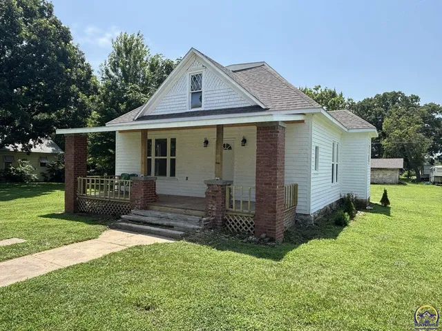 $99,000 | 236 West 7th Street, Florence, KS 66851