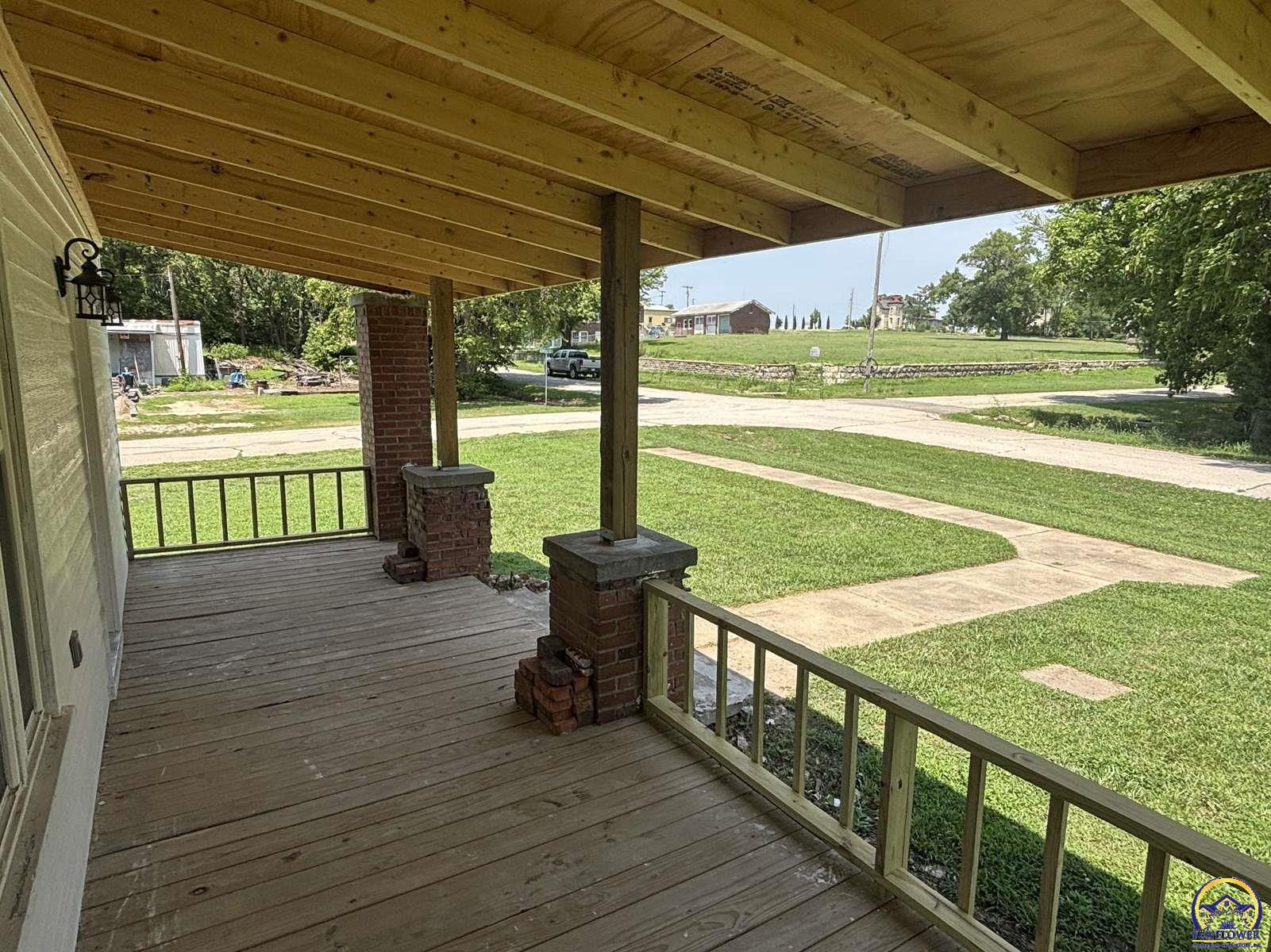 236 West 7th Street Florence, KS 66851 - Photo 12 of 66