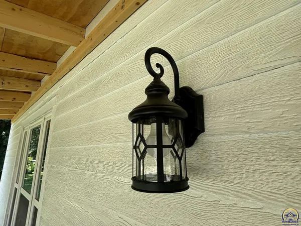 $99,000 | 236 West 7th Street, Florence, KS 66851