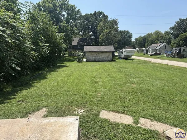 $99,000 | 236 West 7th Street, Florence, KS 66851