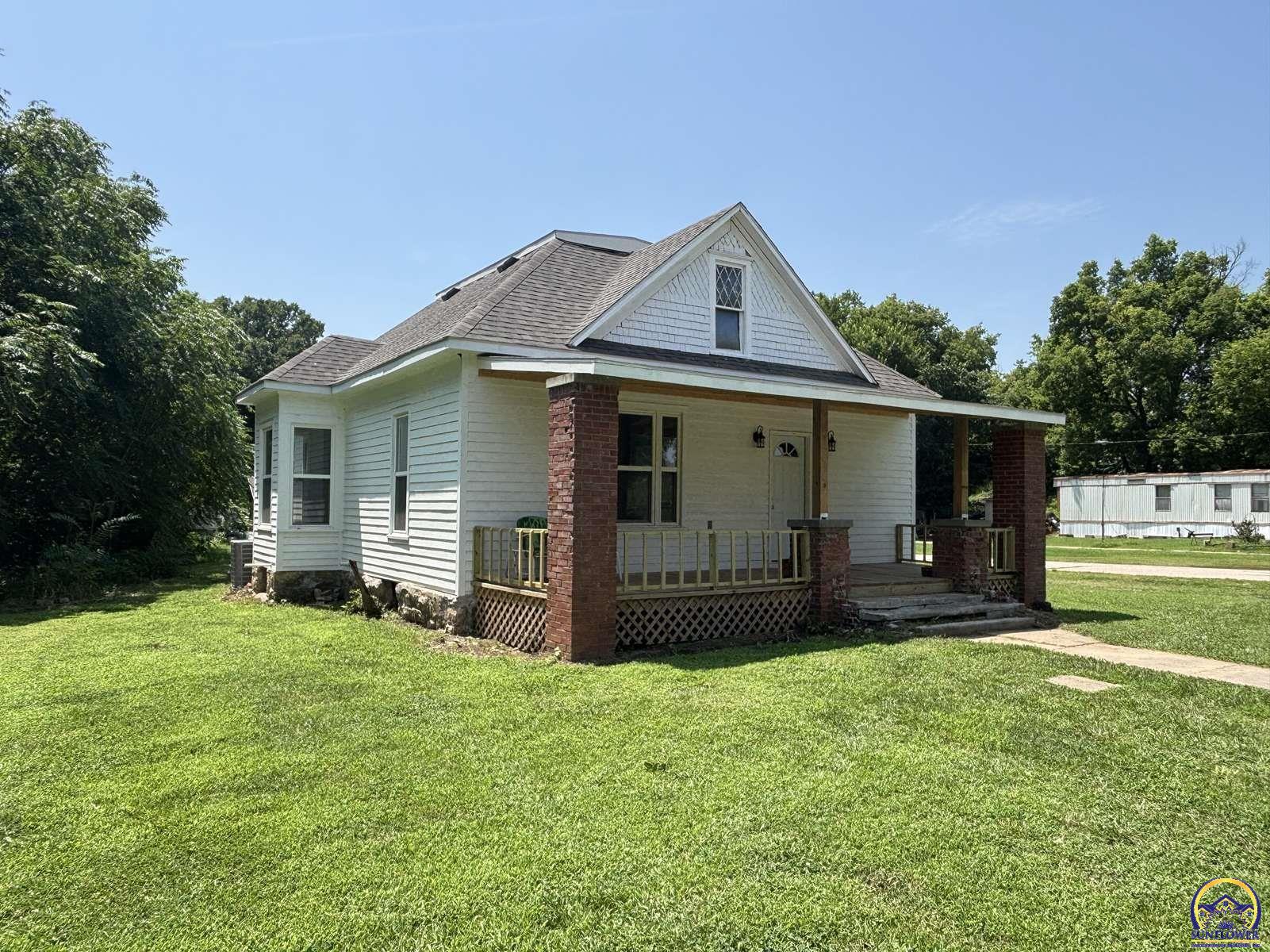 236 West 7th Street Florence, KS 66851 - Photo 5 of 66