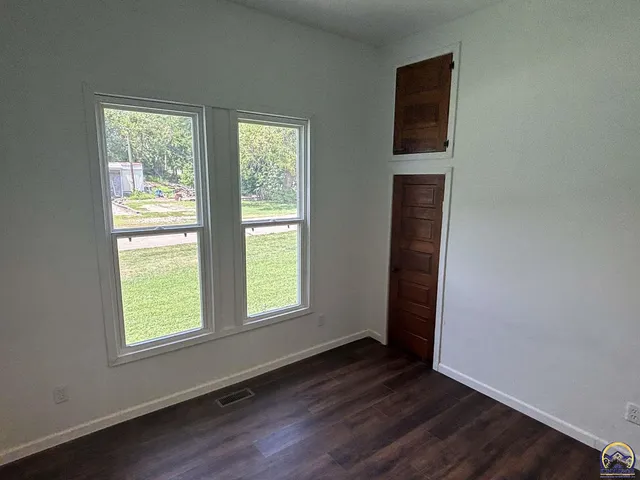 $99,000 | 236 West 7th Street, Florence, KS 66851