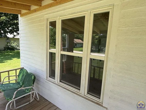 $99,000 | 236 West 7th Street, Florence, KS 66851