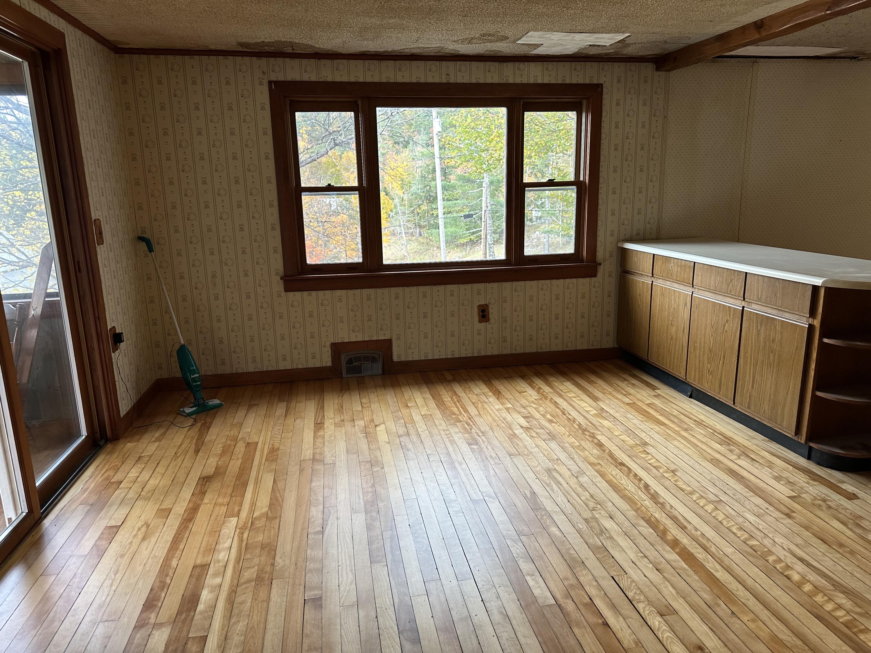 54 Martin Road Rumford, ME 04276 - Photo 4 of 13 54 Martin Road diningroom