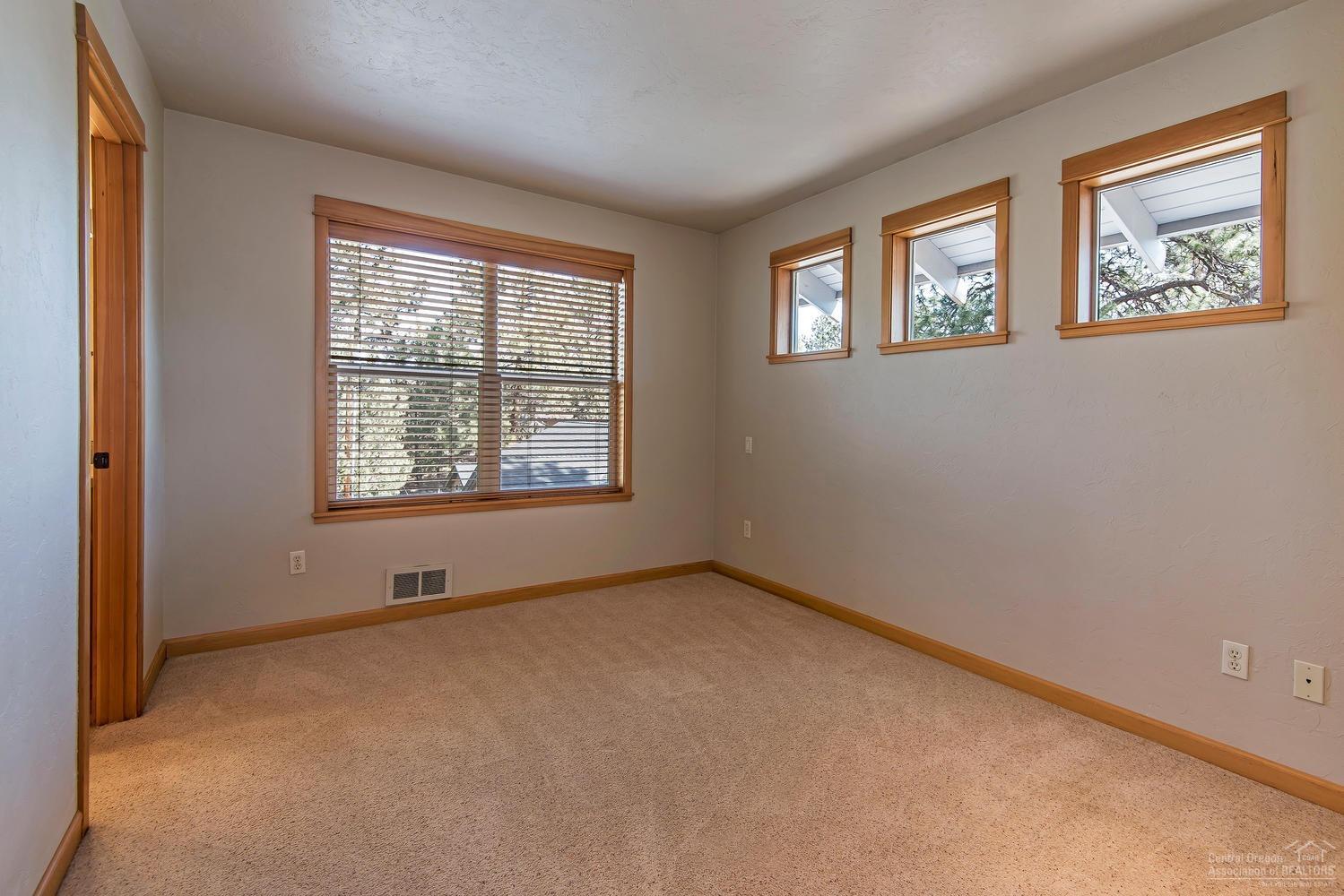 20214 Archie Briggs Road Bend, OR 97703 - Photo 12 of 21 Additional Photo