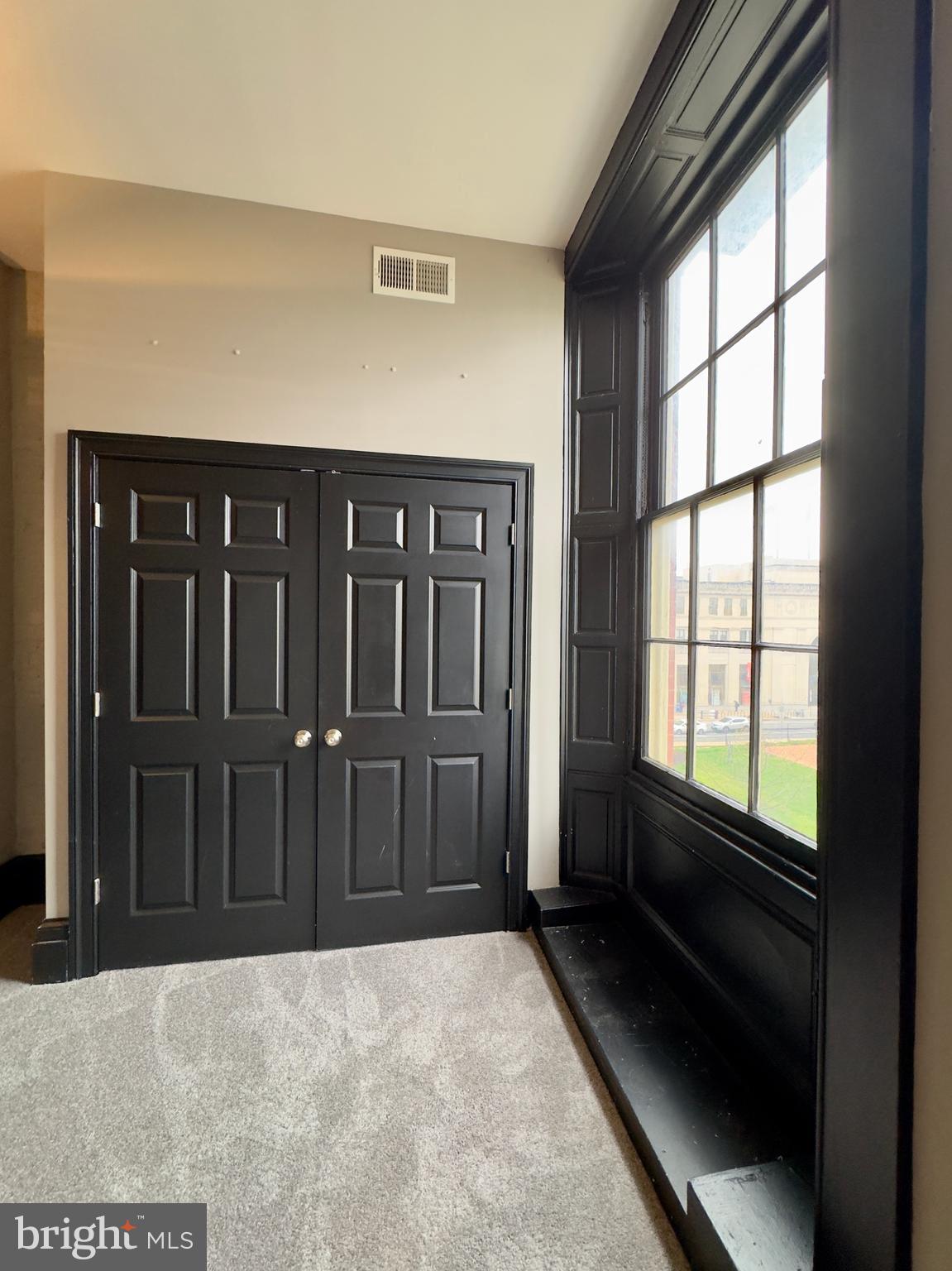 7 West Mulberry Street, Unit 8 Baltimore, MD 21201 - Photo 17 of 18