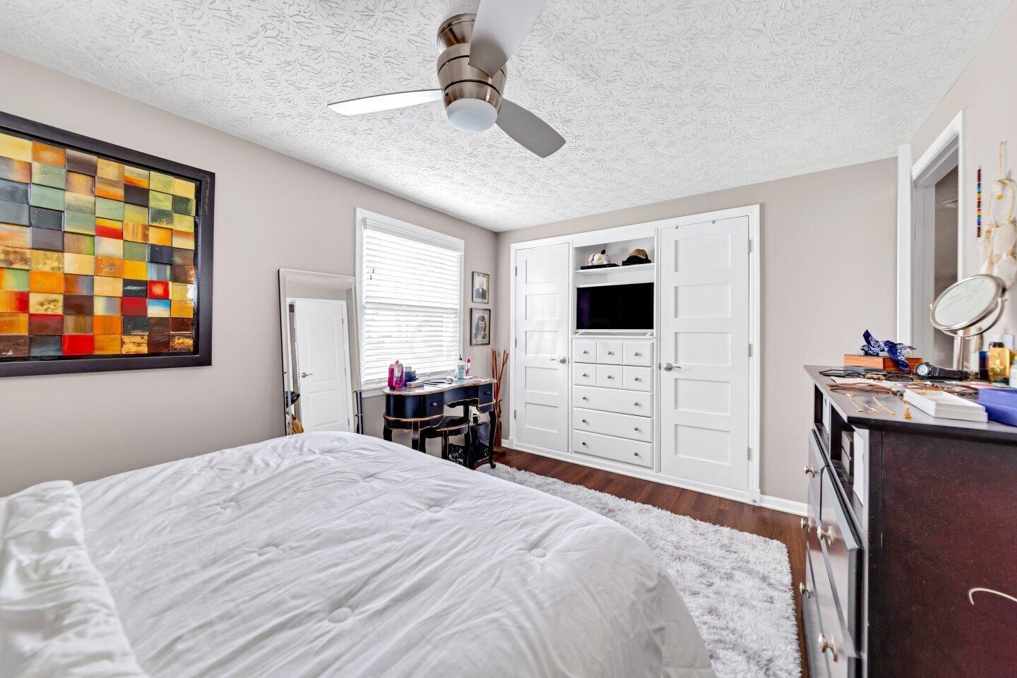 8695 Ripton Drive Powell, OH 43065 - Photo 19 of 39 037-8695RiptonDrive-Powell-OH-43065-SMAL