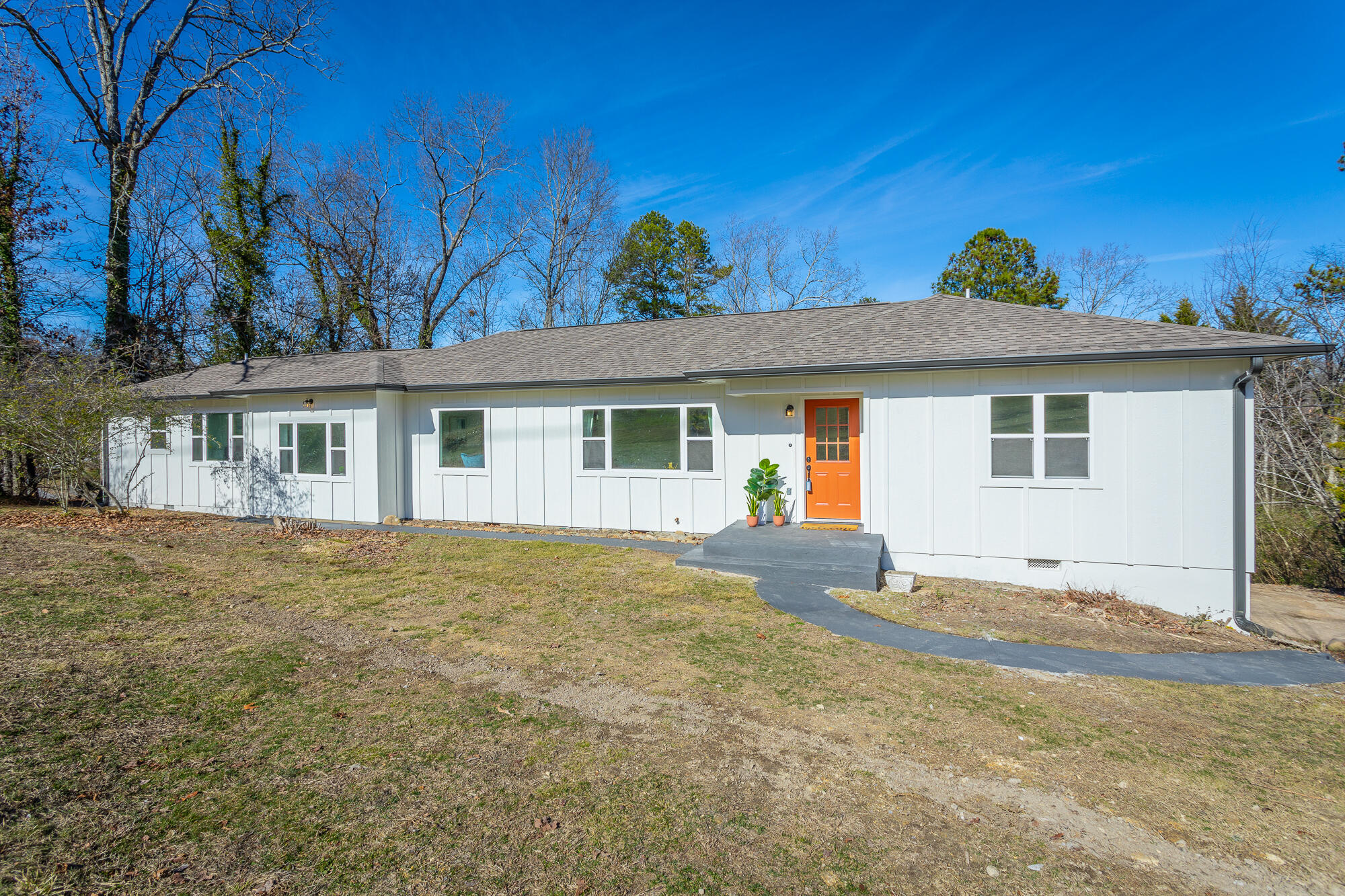 801 Linden Hall Road Chattanooga, TN 37415 - Photo 3 of 82 801 Lindon Hall Road HD-88