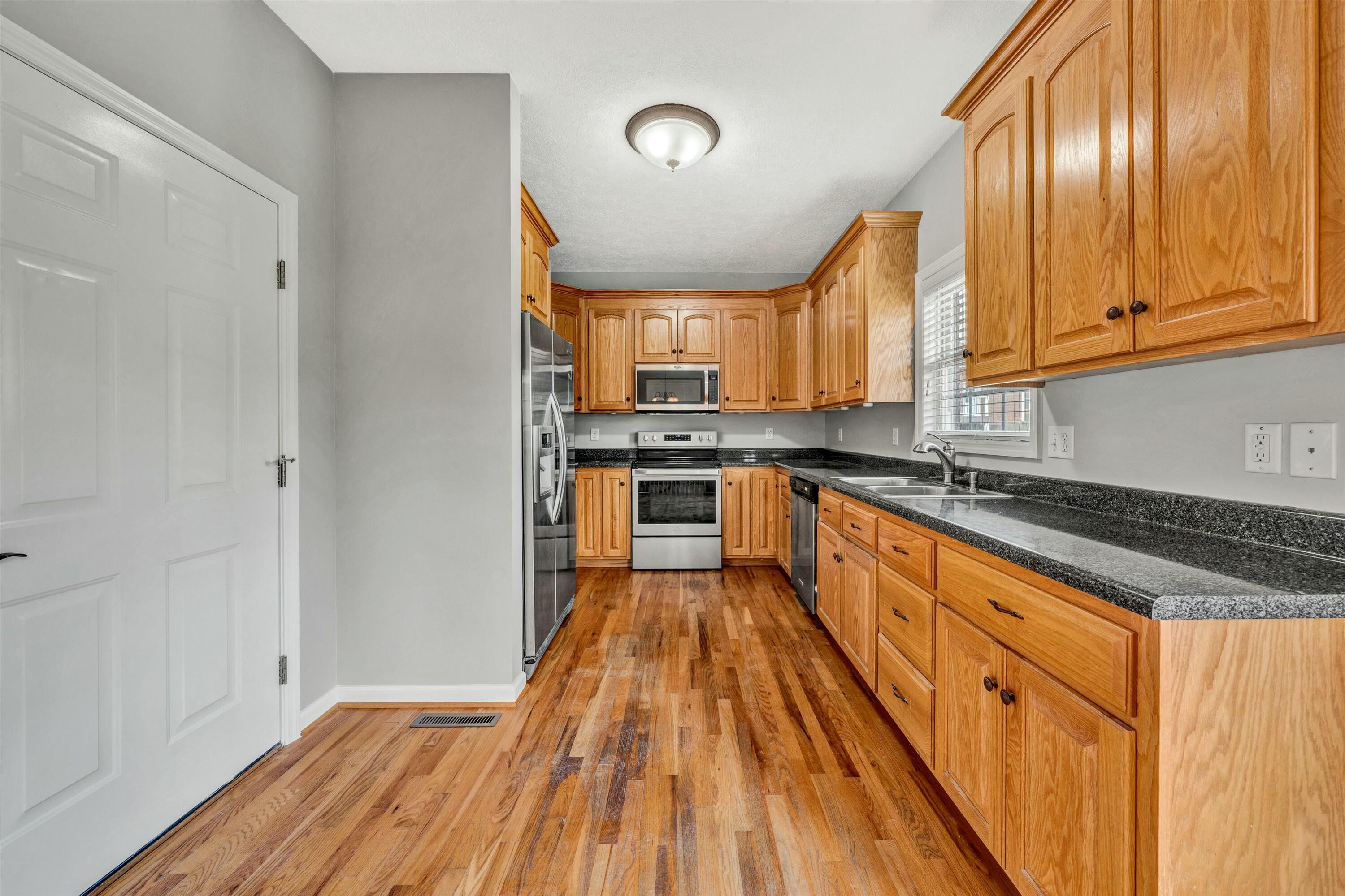 446 Bernard Road Rocky Mount, VA 24151 - Photo 6 of 31 Kitchen
