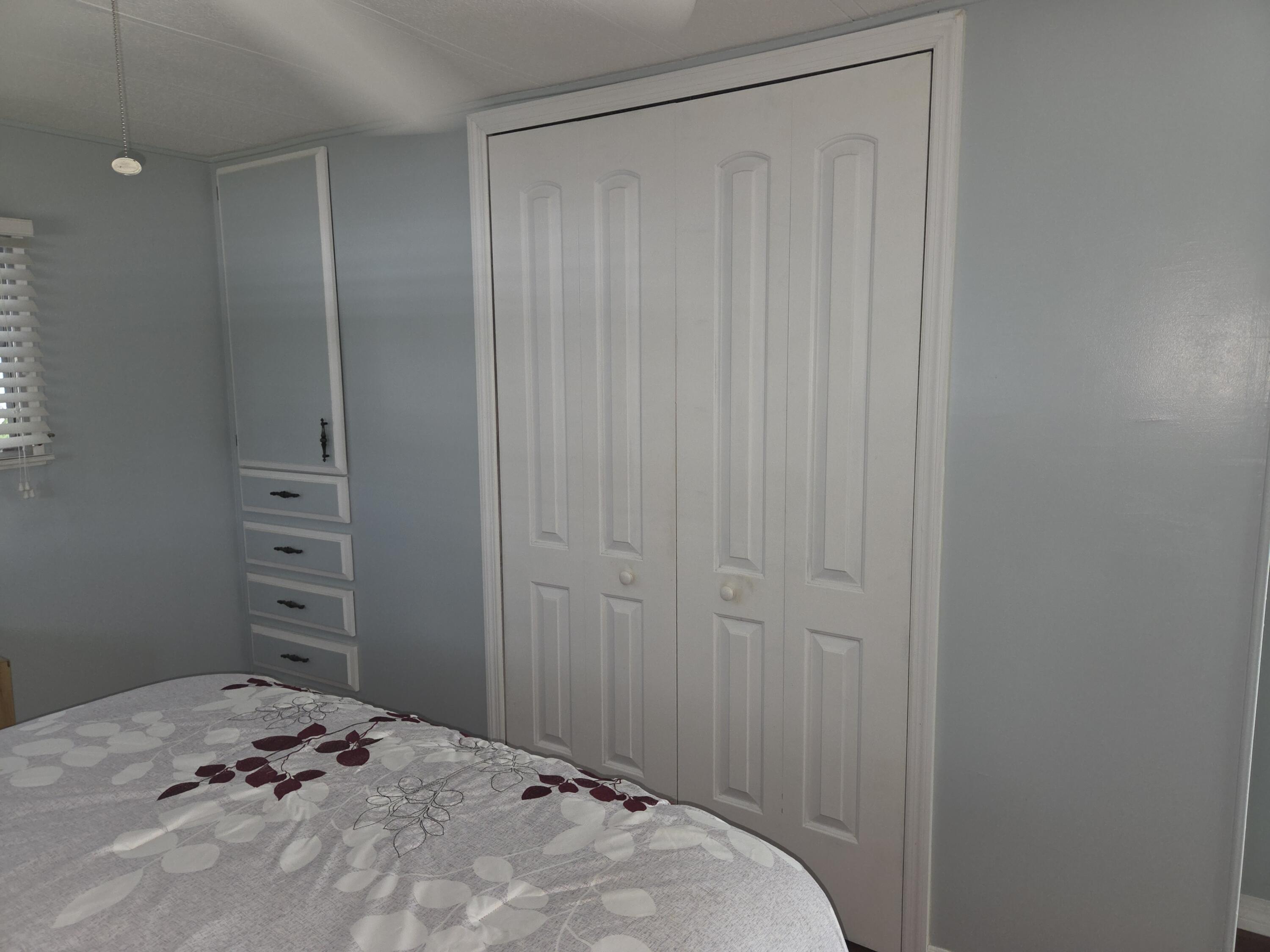 7667 Southeast Swan Avenue Hobe Sound, FL 33455 - Photo 12 of 15 primary bedroom