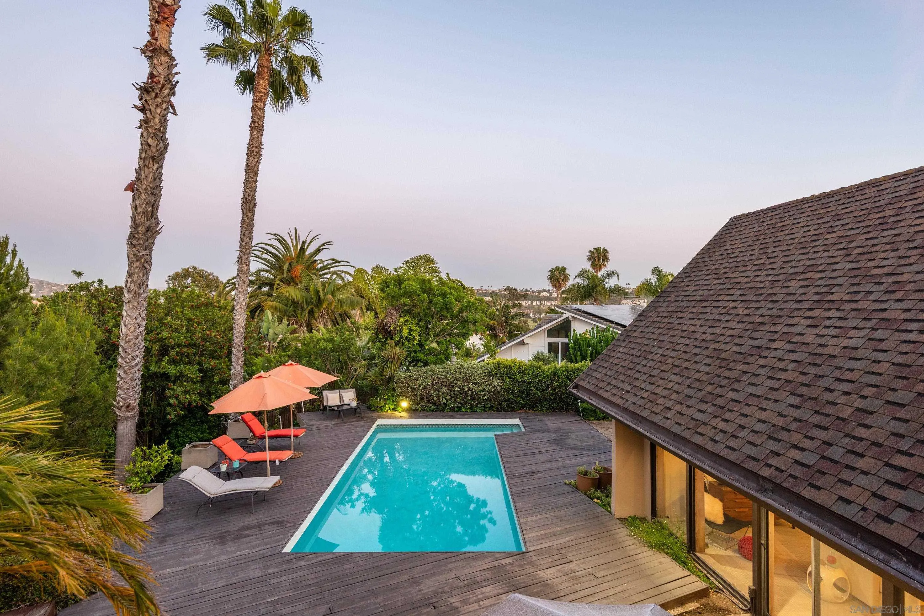 2032 Playa Road Carlsbad, CA 92009 - Photo 14 of 53 Gallery Image 14