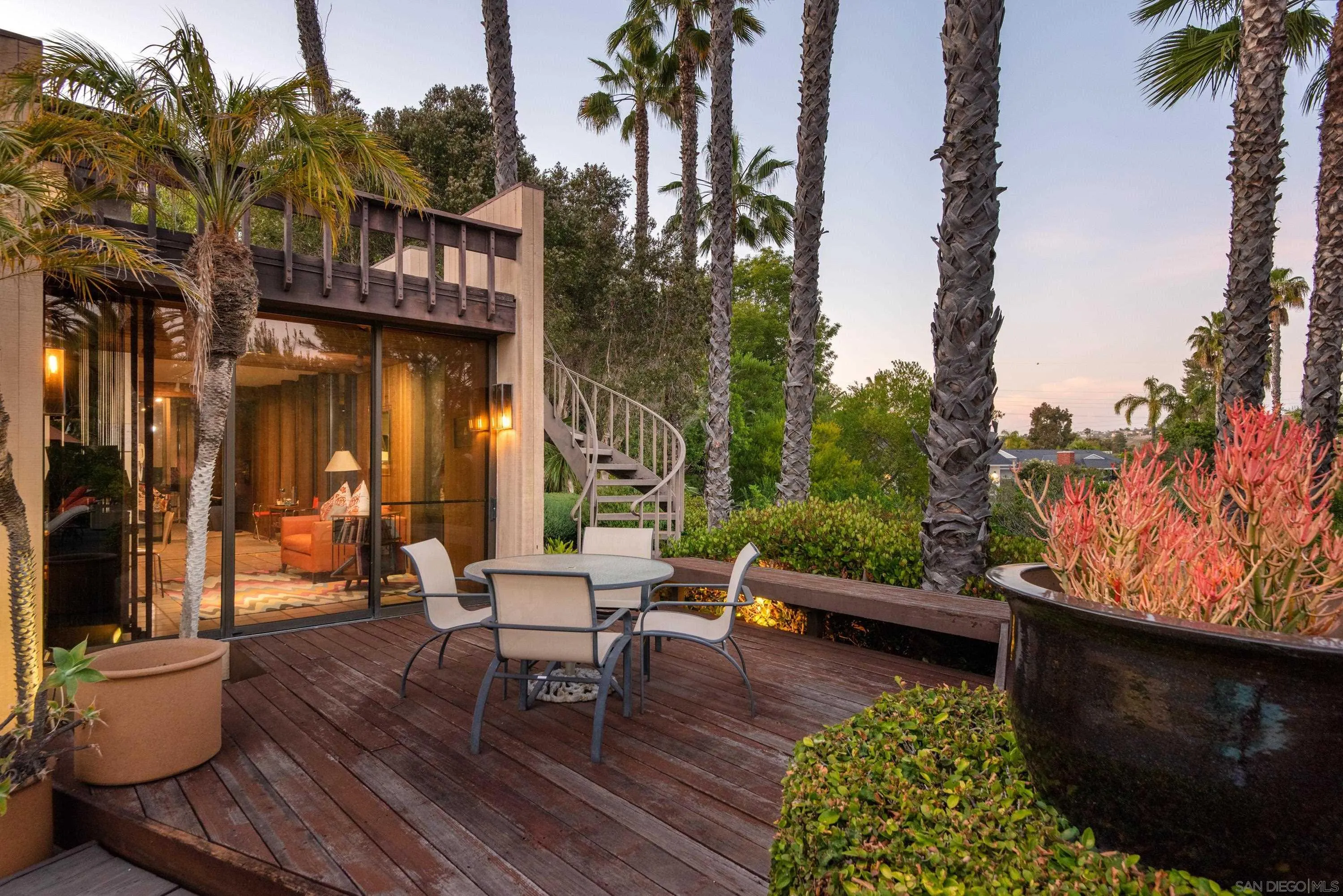 2032 Playa Road Carlsbad, CA 92009 - Photo 16 of 53 Gallery Image 16