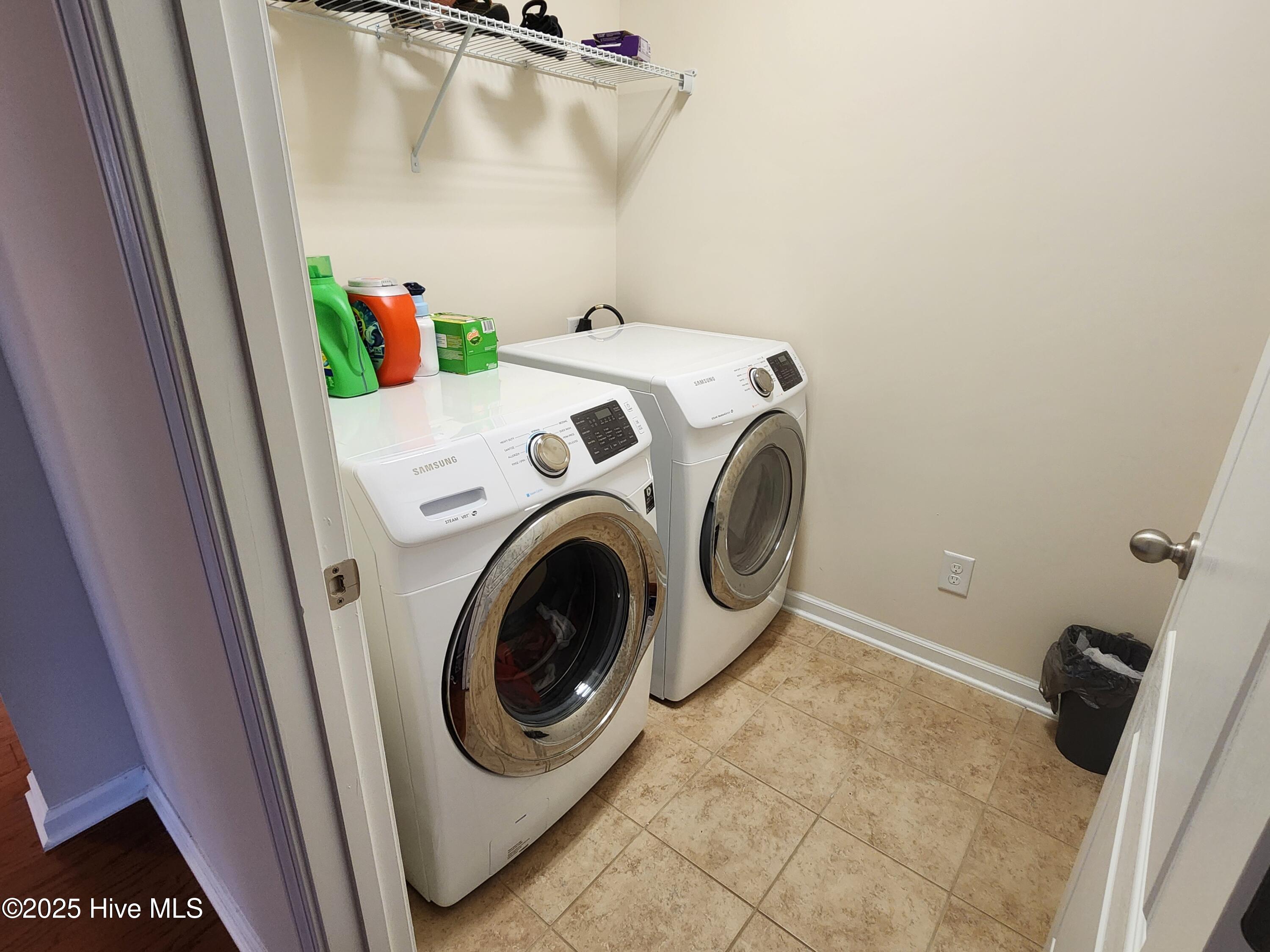 2140 Stonecrest Drive Northwest Calabash, NC 28467 - Photo 17 of 28 Laundry