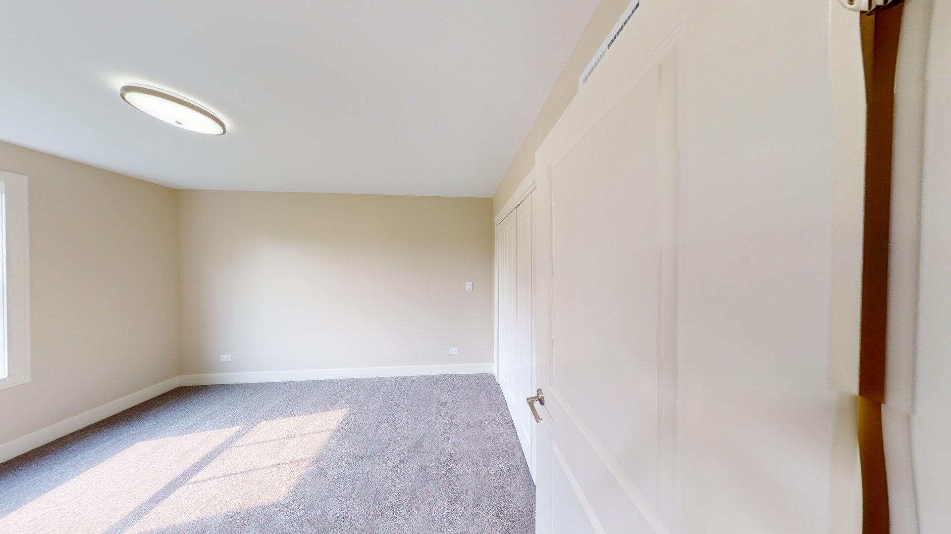 516 Highlands Parkway Itasca, IL 60143 - Photo 12 of 18 a view of small space