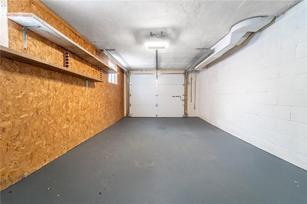 1015 McNeilly Road Pittsburgh, PA 15226 - Photo 17 of 19 a view of a garage