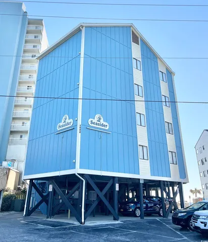 $425,000 | 1000 North Waccamaw Drive, Unit 302, Murrells Inlet, SC 29576