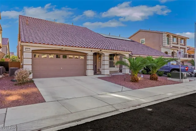 $2,550 | 10167 Bishops Peak Court, Las Vegas, NV 89141