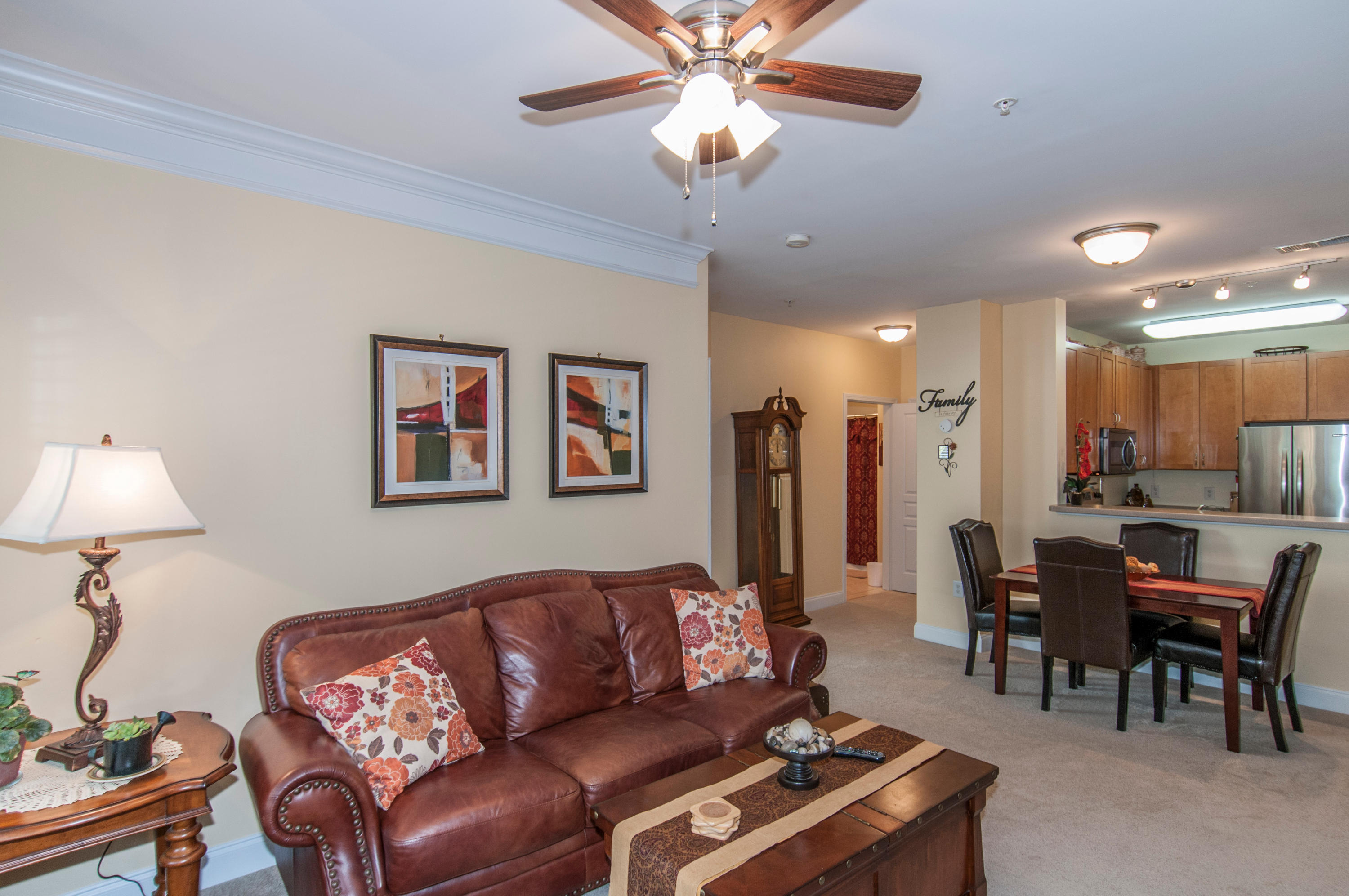 2015 Basildon Road Mount Pleasant, SC 29466 - Photo 8 of 29 _DSC4534