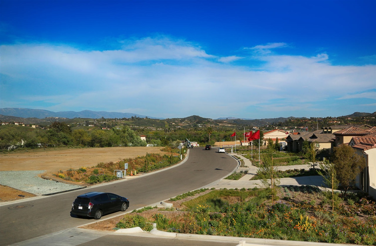 5821 Rancho Del Caballo Bonsall, CA 92003 - Photo 23 of 25 Gallery Image 23