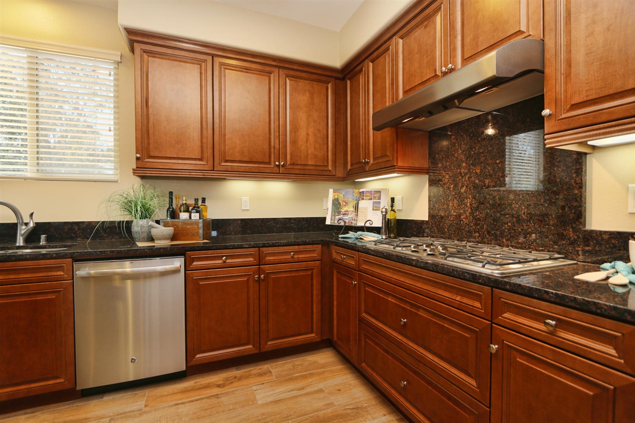 5821 Rancho Del Caballo Bonsall, CA 92003 - Photo 4 of 25 Gallery Image 4