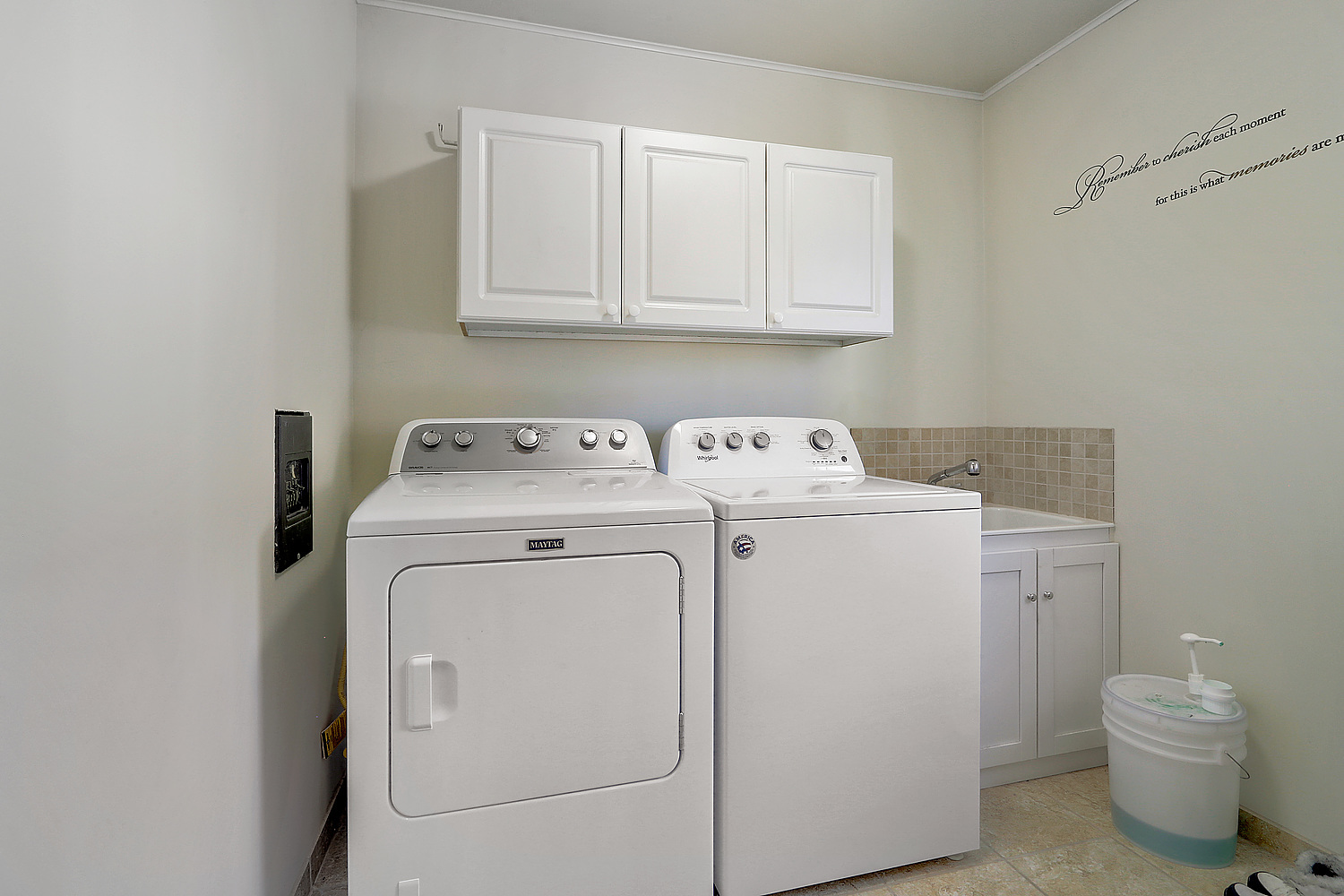 303 MacGregor Road Lockport, IL 60441 - Photo 17 of 21