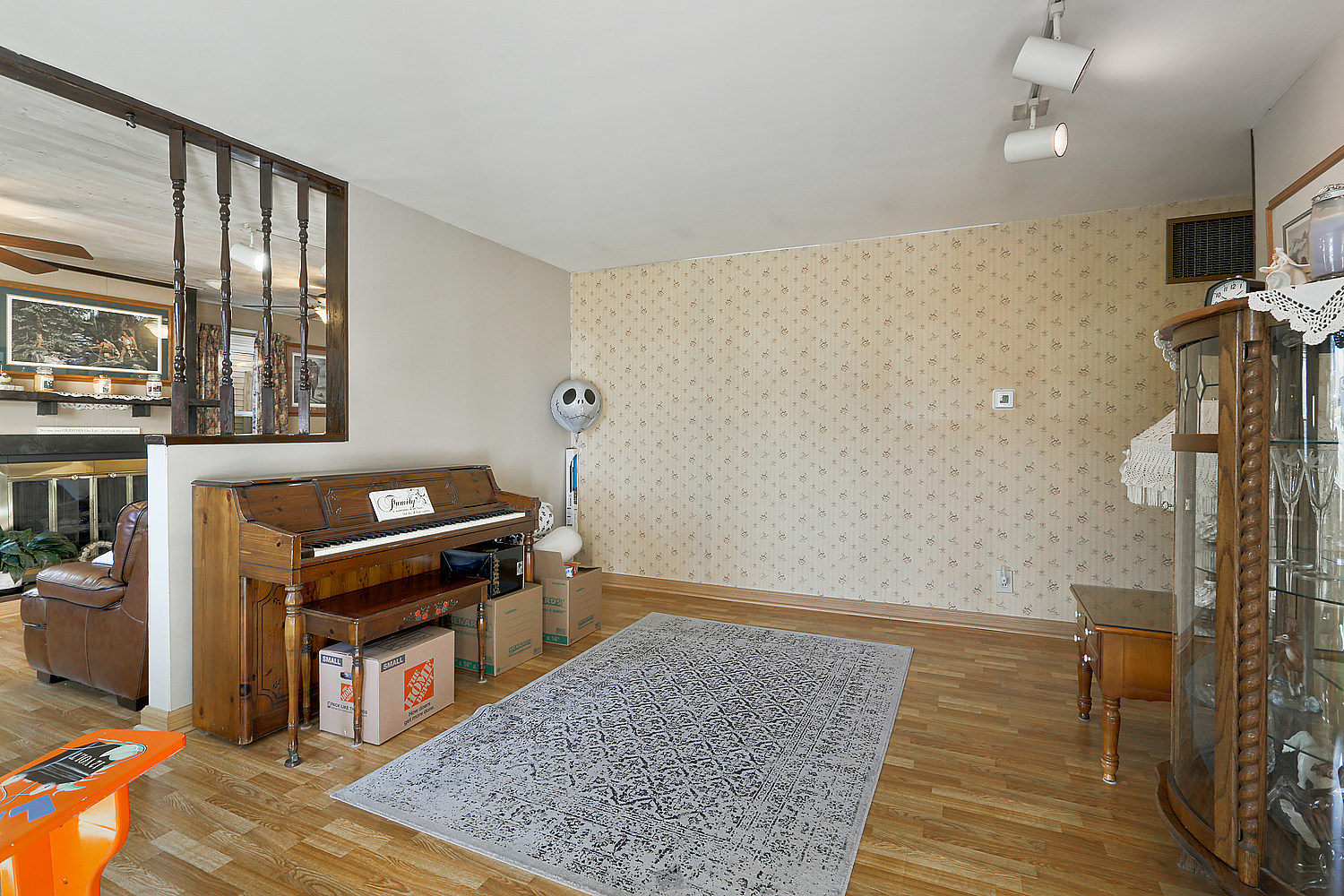 303 MacGregor Road Lockport, IL 60441 - Photo 4 of 21
