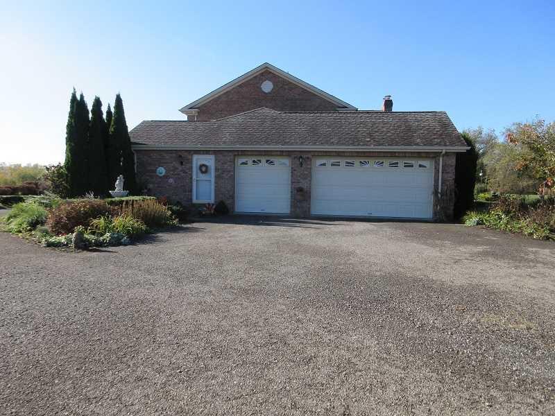 675 Freeport Road Freeport, PA 16229 - Photo 23 of 25 Parking Lot/Garage. 3 car attached garage.