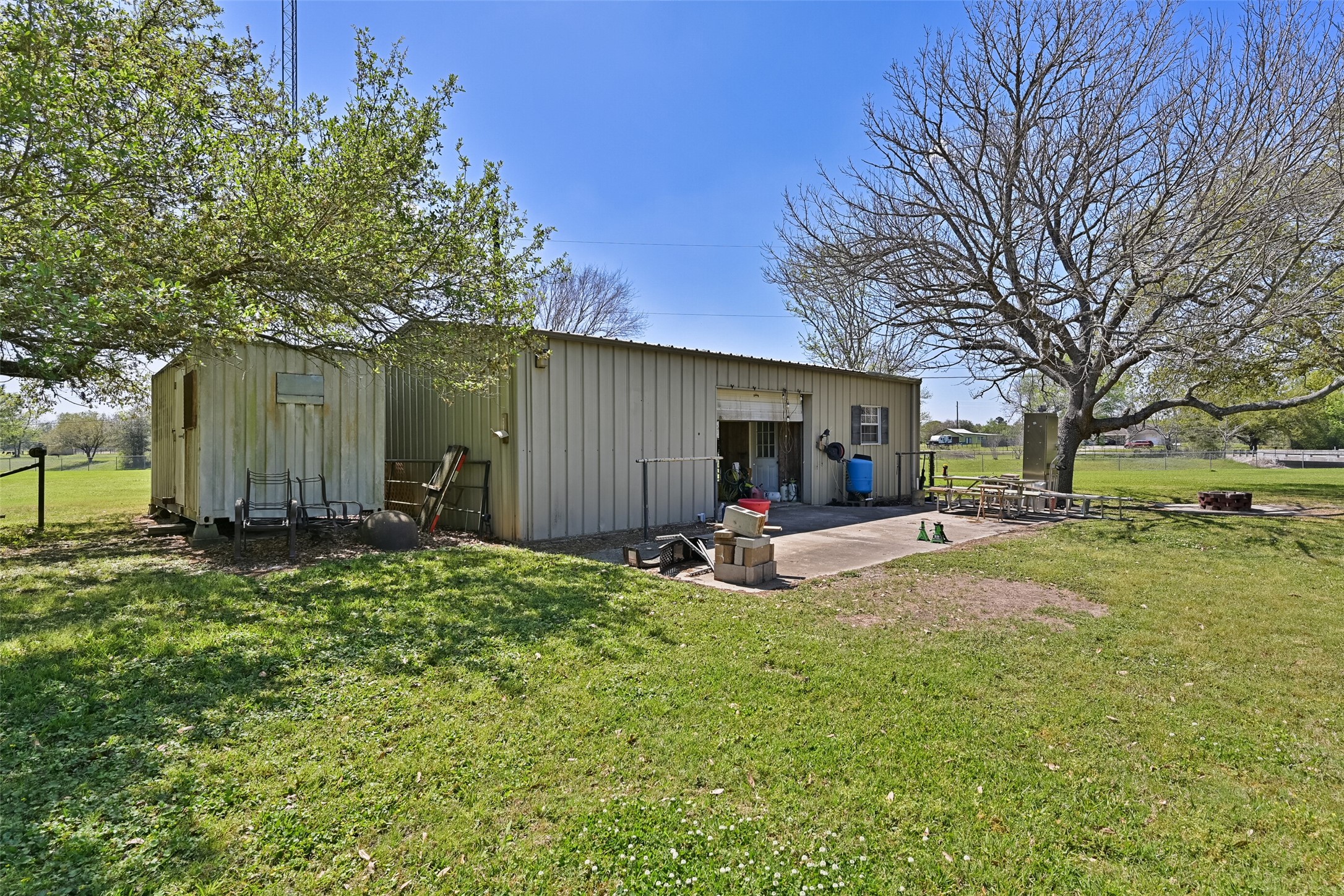 1 Wolfe Lane Manvel, TX 77578 - Photo 38 of 45