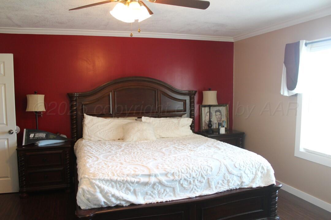 340 Ave A Hereford, TX 79045 - Photo 7 of 13 IMG_0613