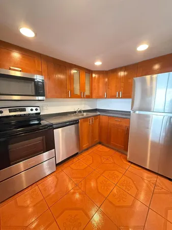 $1,990 | 13499 Biscayne Boulevard, Unit 1114, North Miami, FL 33181