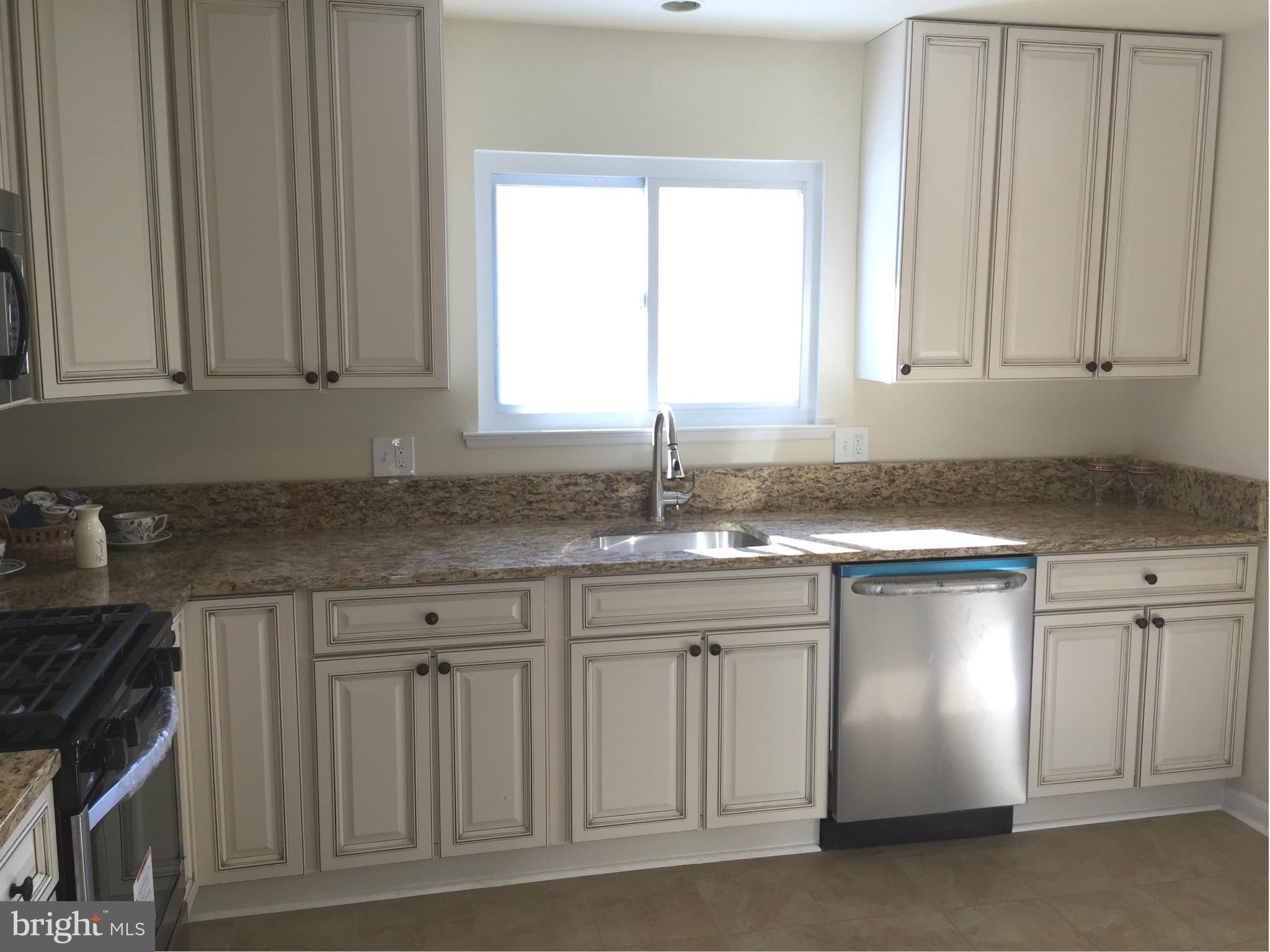1505 Copeland Road Catonsville, MD 21228 - Photo 2 of 21 Kitchen