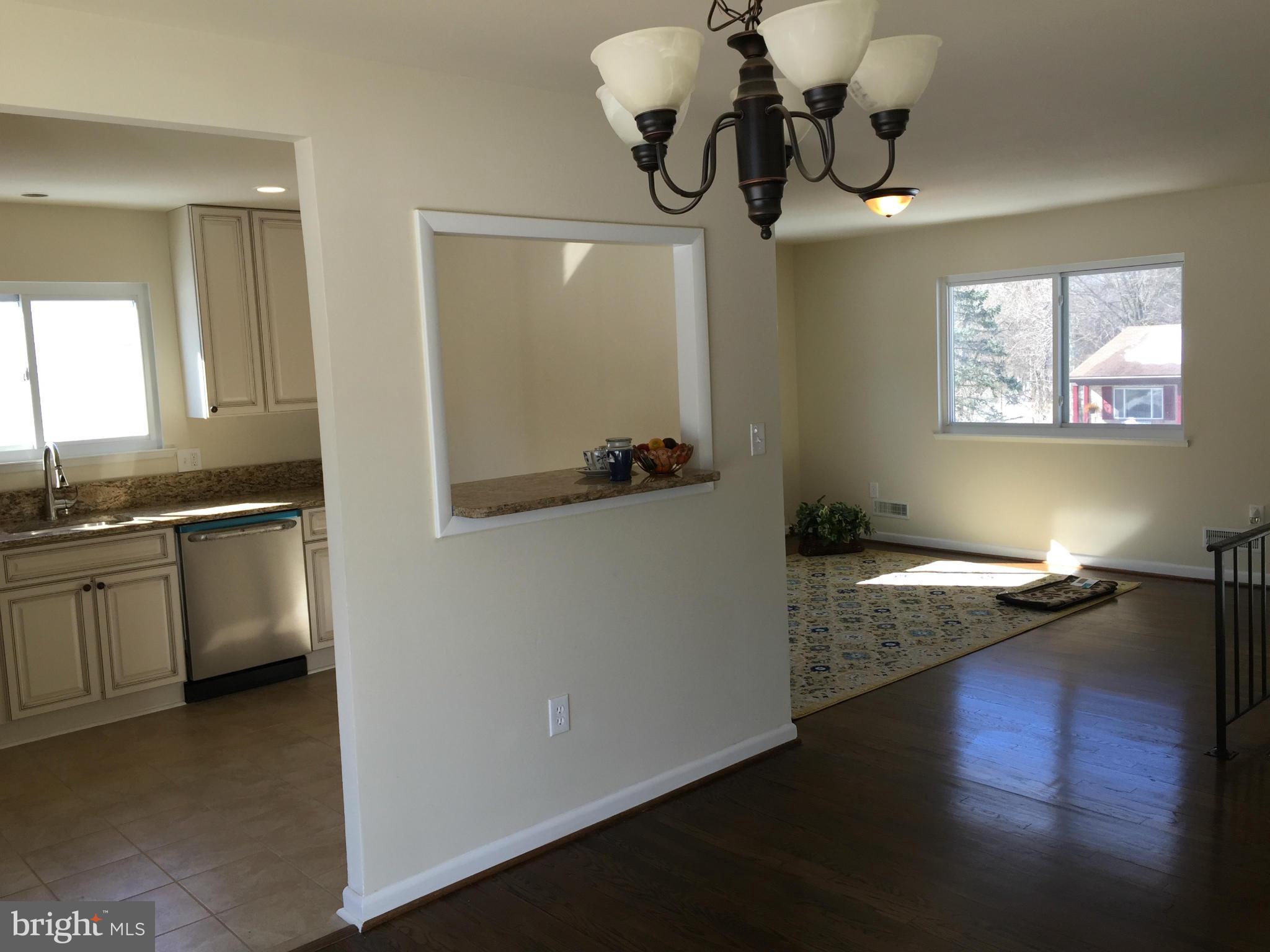 1505 Copeland Road Catonsville, MD 21228 - Photo 6 of 21 Dining Room
