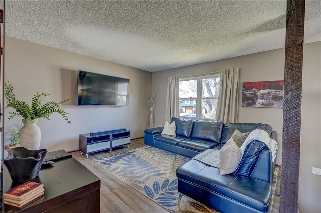 2204 Southwest Keystone Place Blue Springs, MO 64014 - Photo 11 of 34