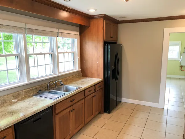$1,200 | 903 West Market Street, Decherd, TN 37324