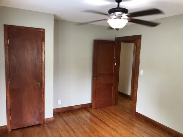 $1,200 | 903 West Market Street, Decherd, TN 37324