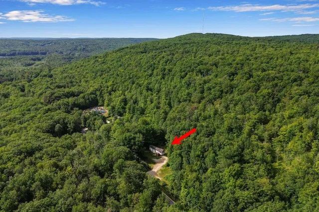 $205,000 | 325 North Raymond Road, Poland, ME 04274