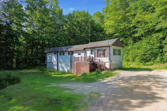$205,000 | 325 North Raymond Road, Poland, ME 04274