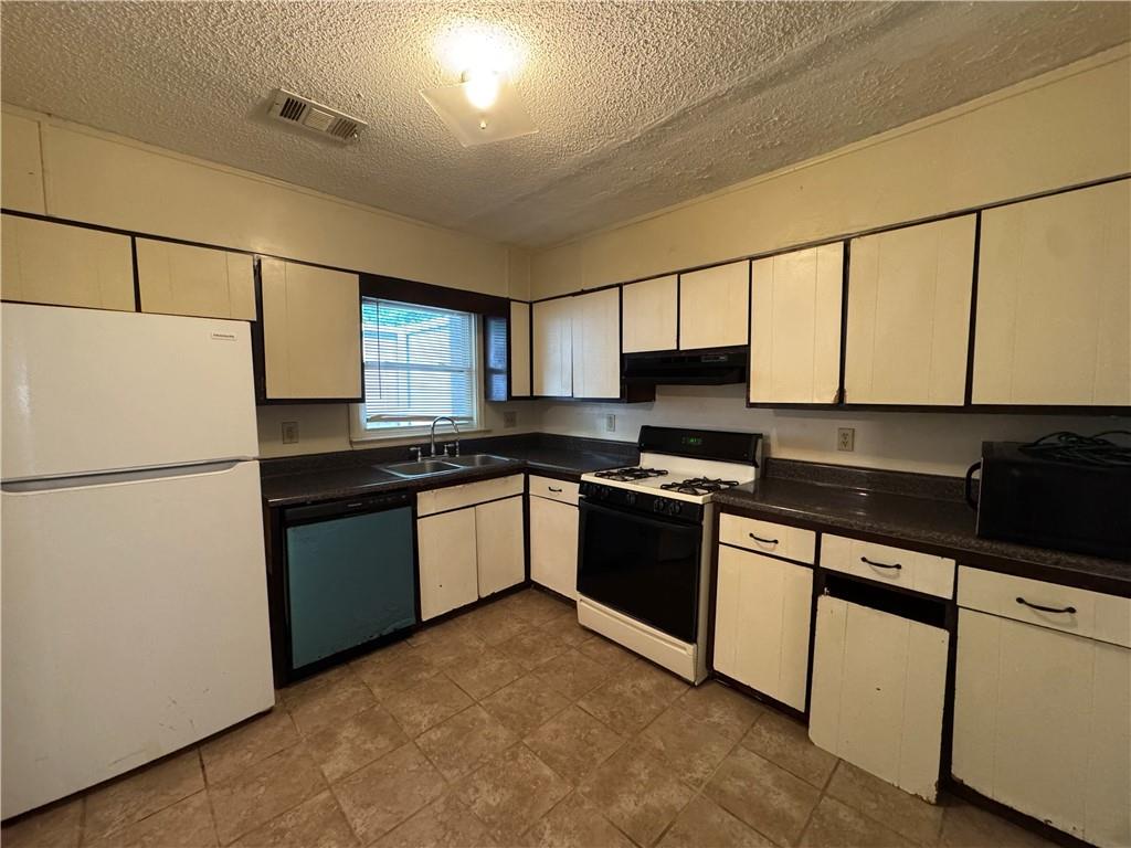 5140 Highpoint Road Union City, GA 30291 - Photo 13 of 13